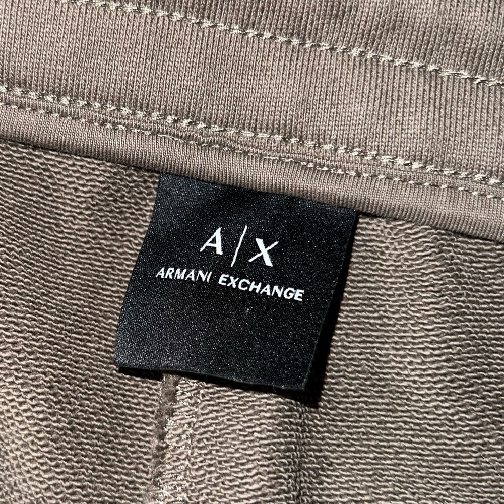Authentic Men’s Armani Exchange Set - Picture 11 of 11